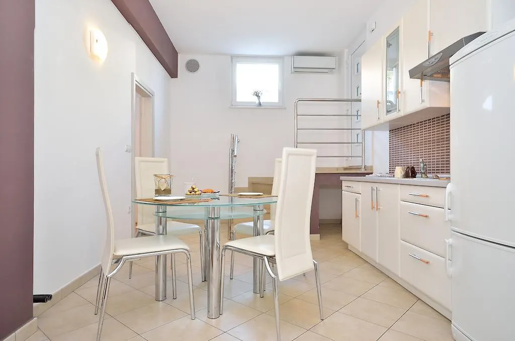 Apartments Nautilus بولا كرواتيا