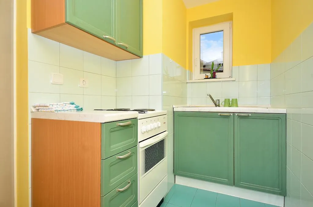 Apartments Nautilus بولا