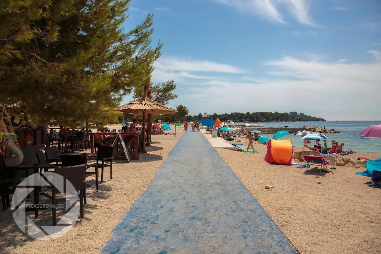 Apartments Nautilus بولا